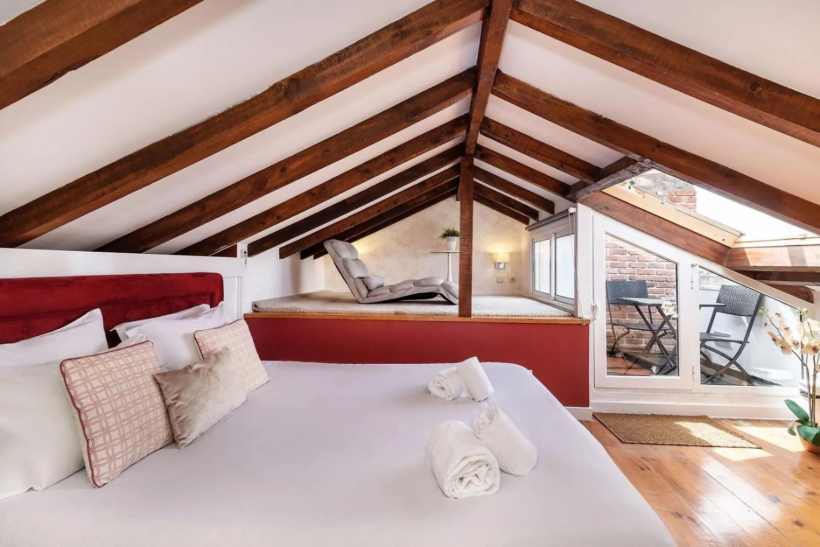 شقة Guestready - Fantastic Rustic Duplex With Terrace Lisboa